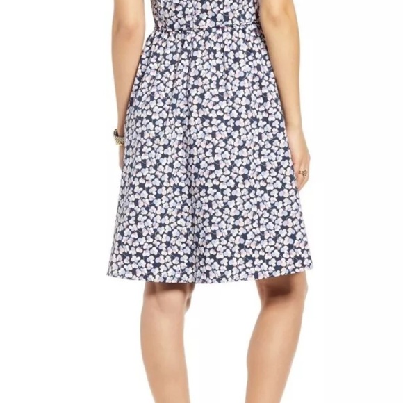 1901 Women's Size 6 Sleeveless Poplin Navy Floral Dress - Picture 2 of 13